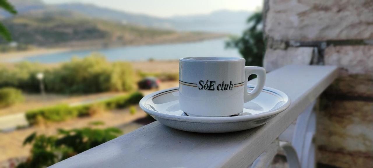 Soe Aparthotel Sitia  Bagian luar foto